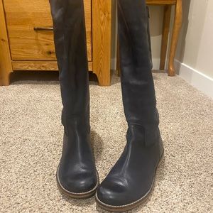 Kickers boots size 38